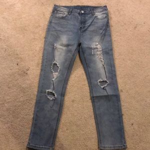 NEW!!! Ripped jeans